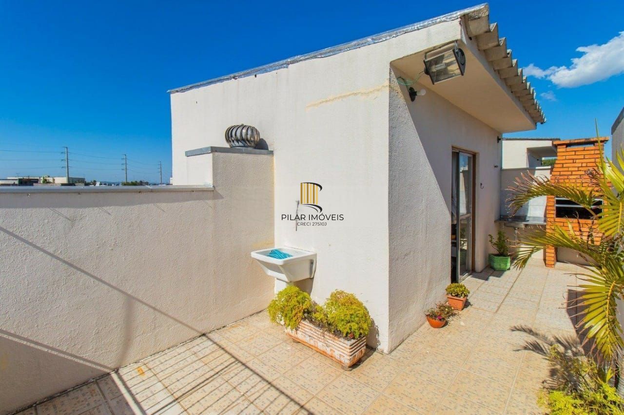 Cobertura de 1 dormitório no bairro Sarandi