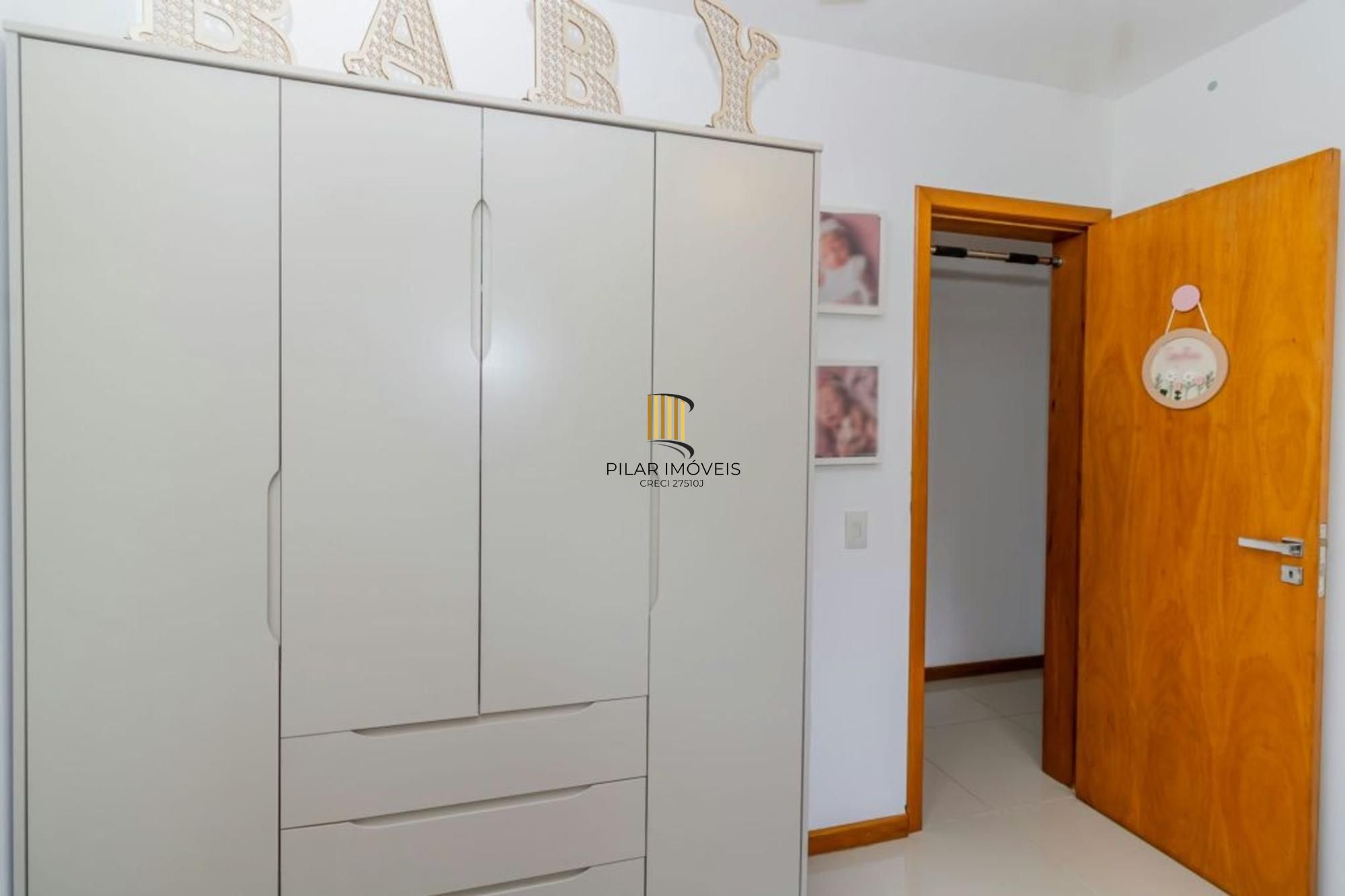 Casa em Condomínio à venda com 2 quartos 212 m² no Tristeza