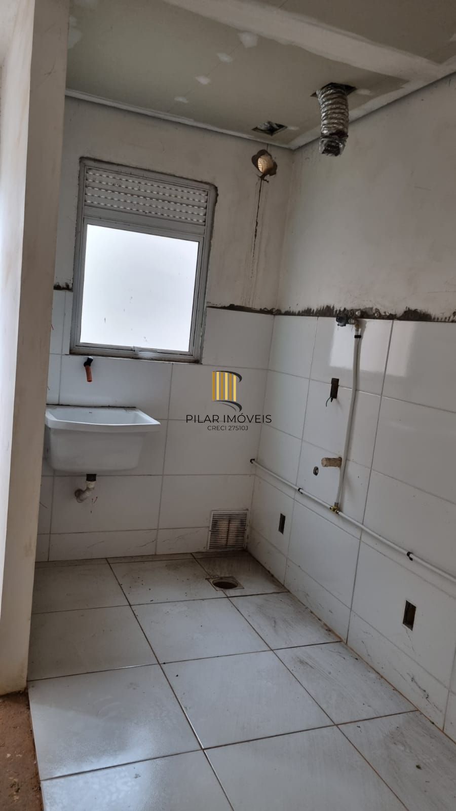 Apartamento 2 quartos, vaga, churrasqueira e elevador no bairro Parque Santa Fé