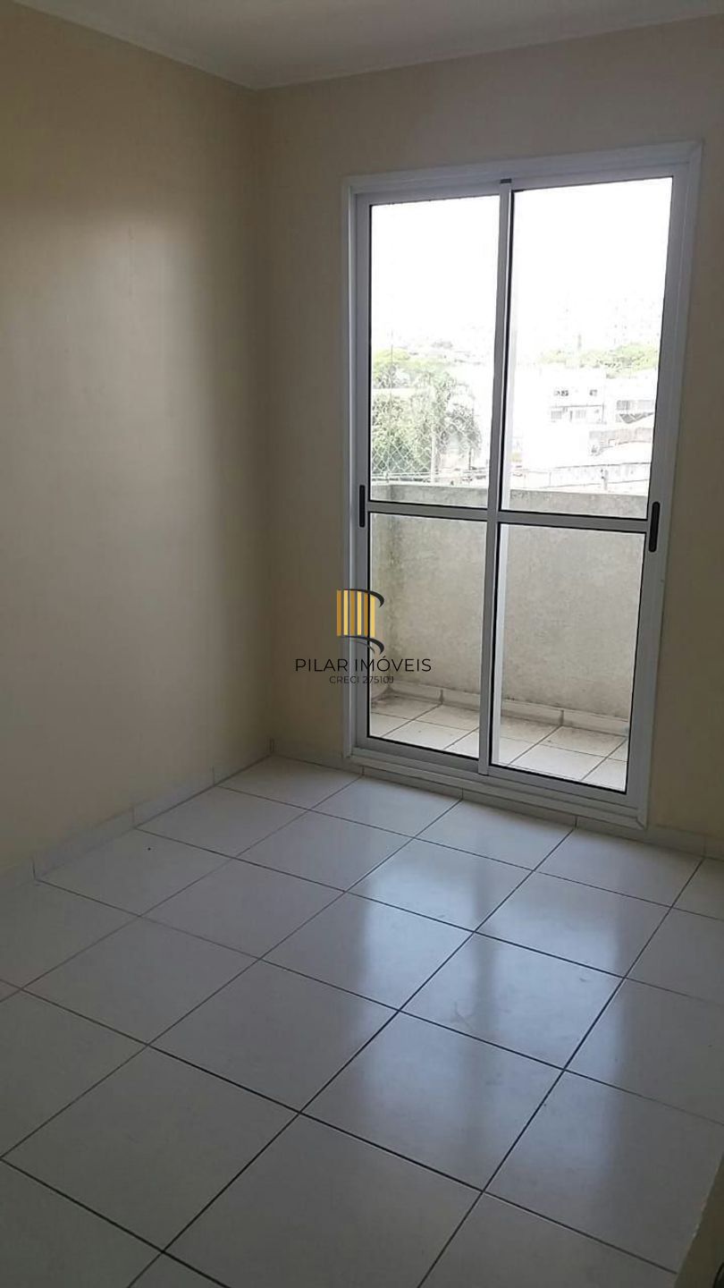 Apartamento de 2 quartos, 1 vaga e elevador no Bairro São Sebastião.