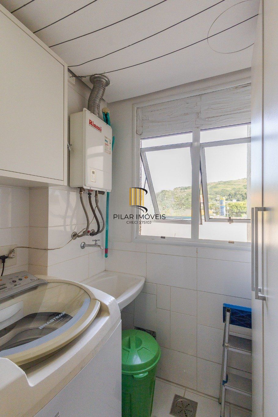 Apartamento de 2 quartos e 1 vaga de garagem no Bairro Partenon Porto Alegre.