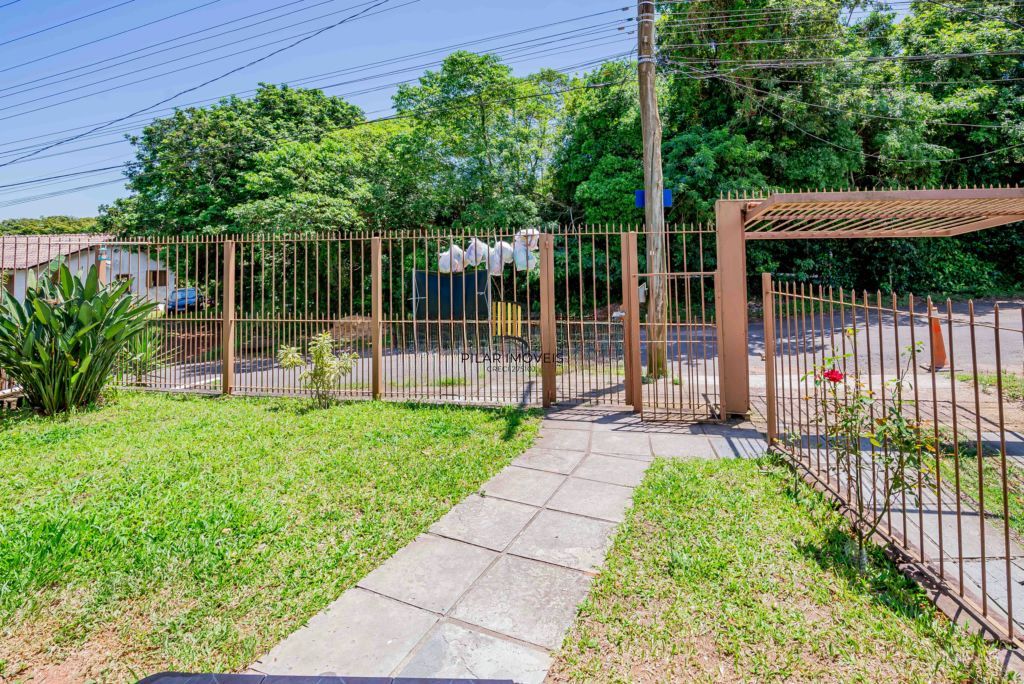 Casa com 3 quartos e 4 vagas à venda em Vila Nova