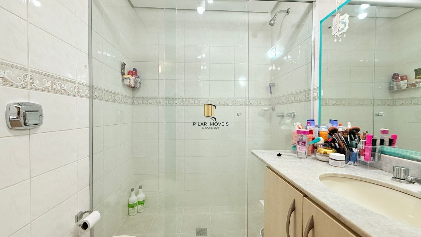 Apartamento com 2 quartos, sendo 1 suíte e 2 vagas no bairro Bela Vista