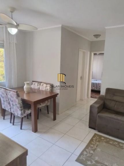 Apartamento de 2 dormitórios com 1 vaga de garagem no bairro Passo da Areia
