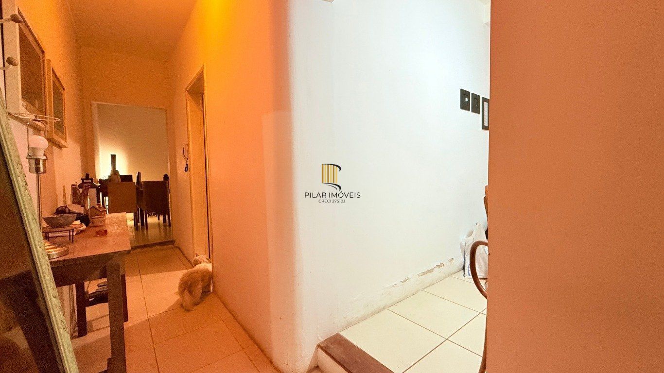 Apartamento térreo com pátio no bairro Santana.