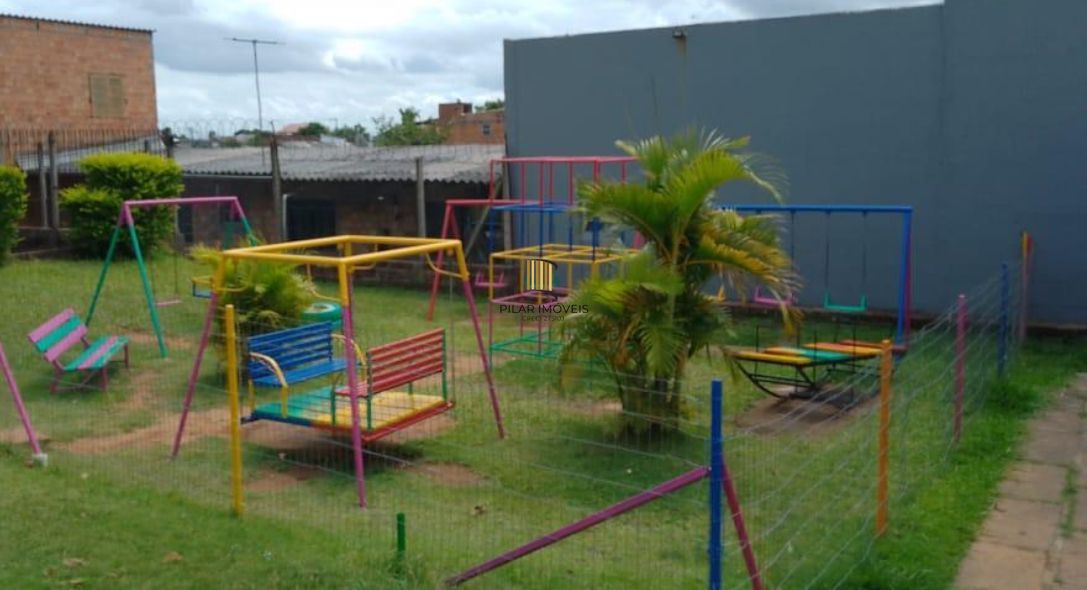 Apartamento com 2 dormitórios Vaga de garagem no Bairro Vila Nova, Porto Alegre