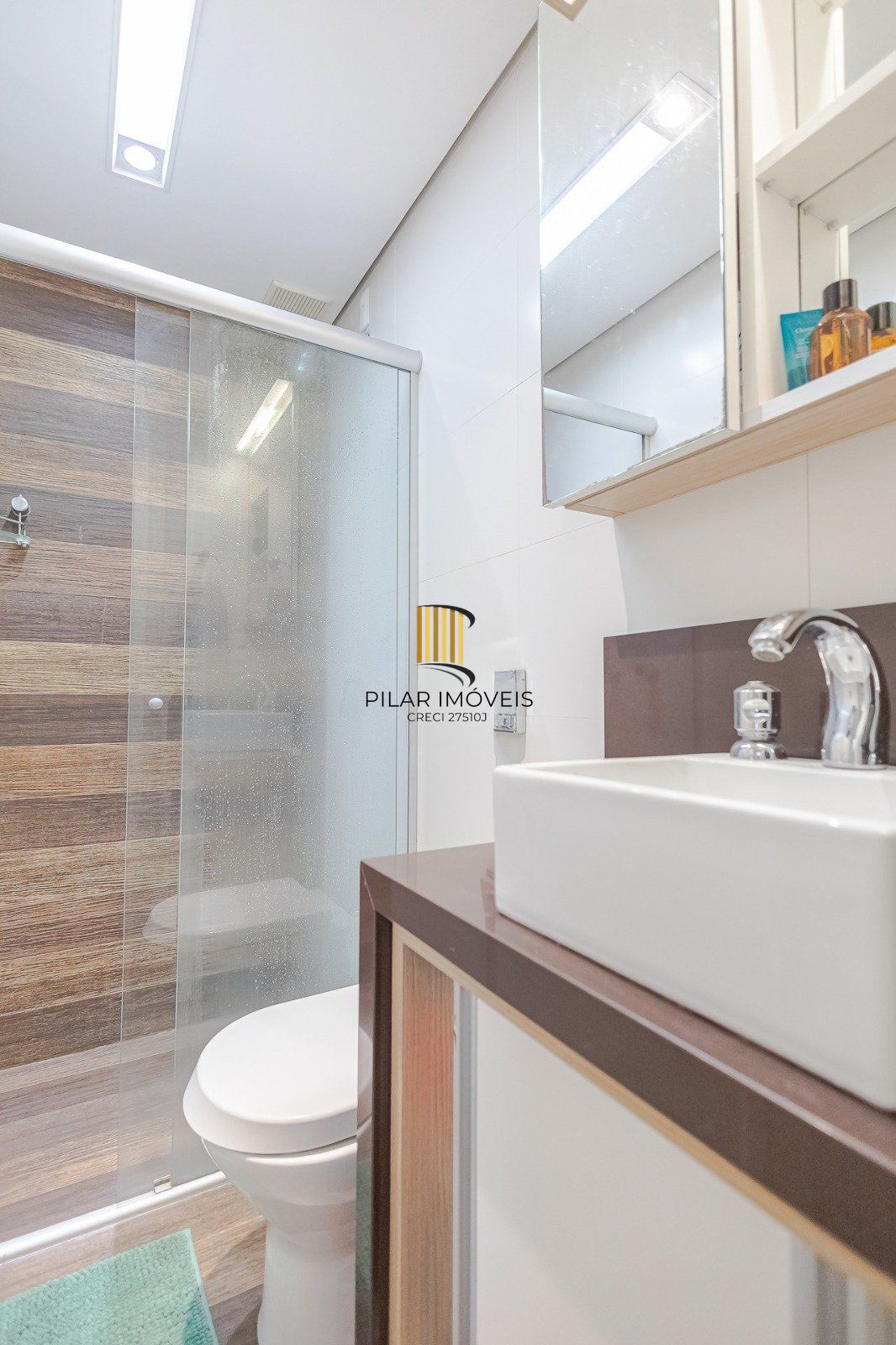 Cobertura com 2 quartos, Jacuzzi, Área gourmet e vaga coberta bairro Rio Branco