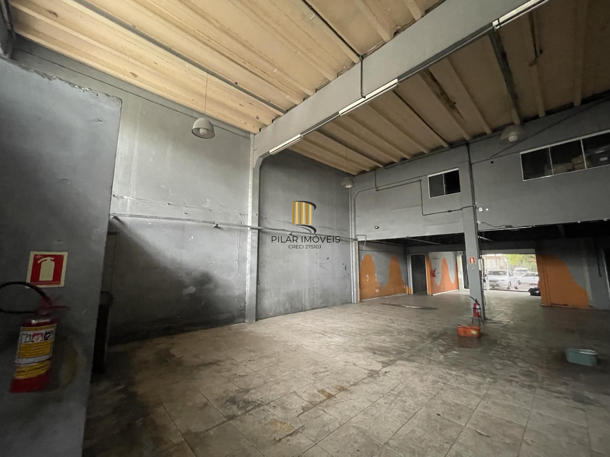 Prédio Comercial e Residencial 273m2 Bairro Santa Maria Goretti Porto Alegre