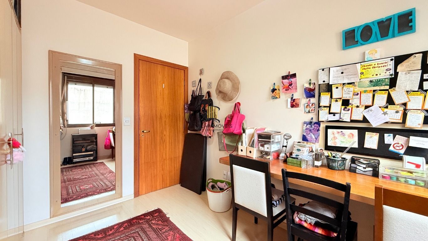 Apartamento com 2 quartos, sendo 1 suíte e 2 vagas no bairro Bela Vista