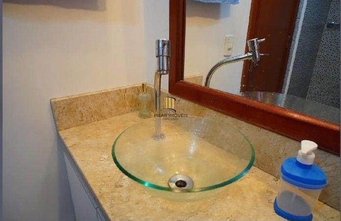 Apartamento com 3 dormitótrios, 1 vaga e 67m² à venda no Alto Petrópolis.