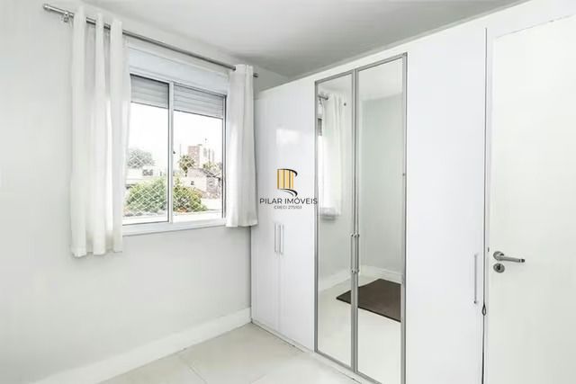 Apartamento 2 dormitórios, 1 suíte, 1 vaga e churrasqueira na Bento Gonçalves.