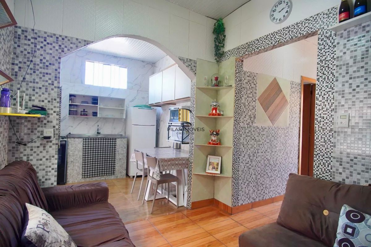 Casa à venda com 137m², 2 quartos, 2 banheiros e 2 vagas Vicentina São Leopoldo