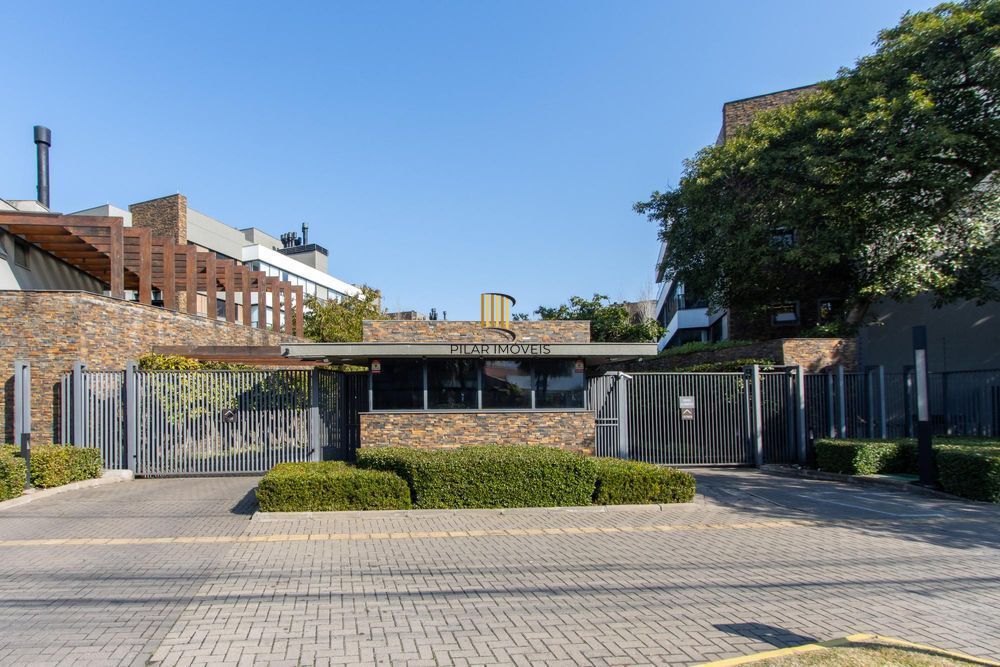 Apartamento semi mobiliado de 3 dormitórios no bairro Pedra Redonda