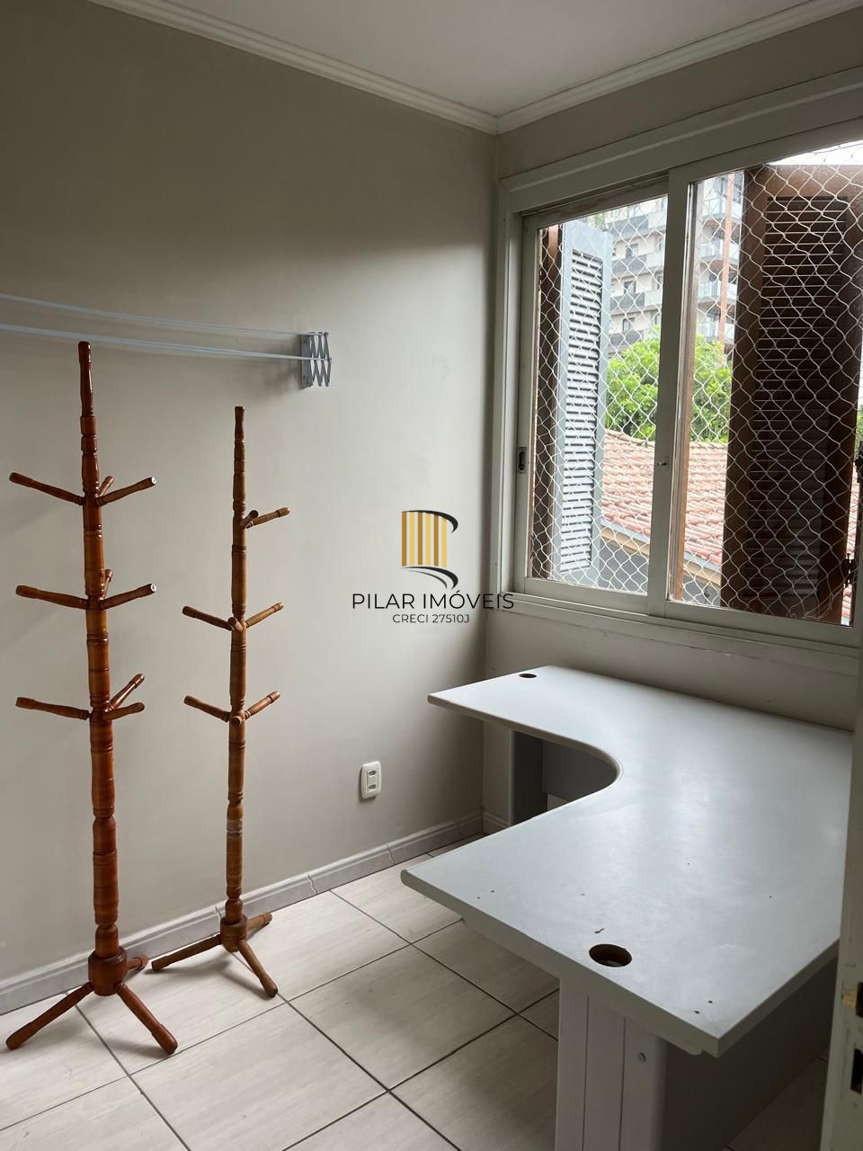 Apartamento de 2 dormitórios e 1 vaga à venda em Canoas