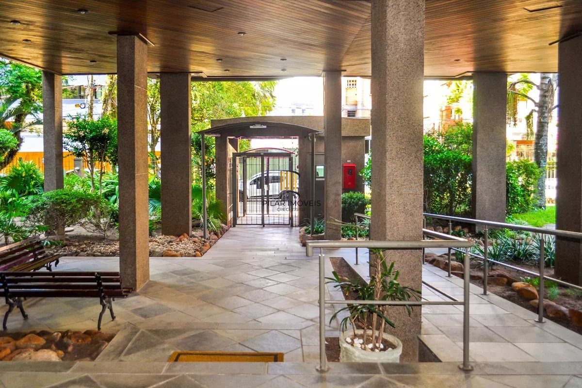 Apartamento com 3 Dormitórios, elevador vaga e 2 Sacadas no Menino Deus