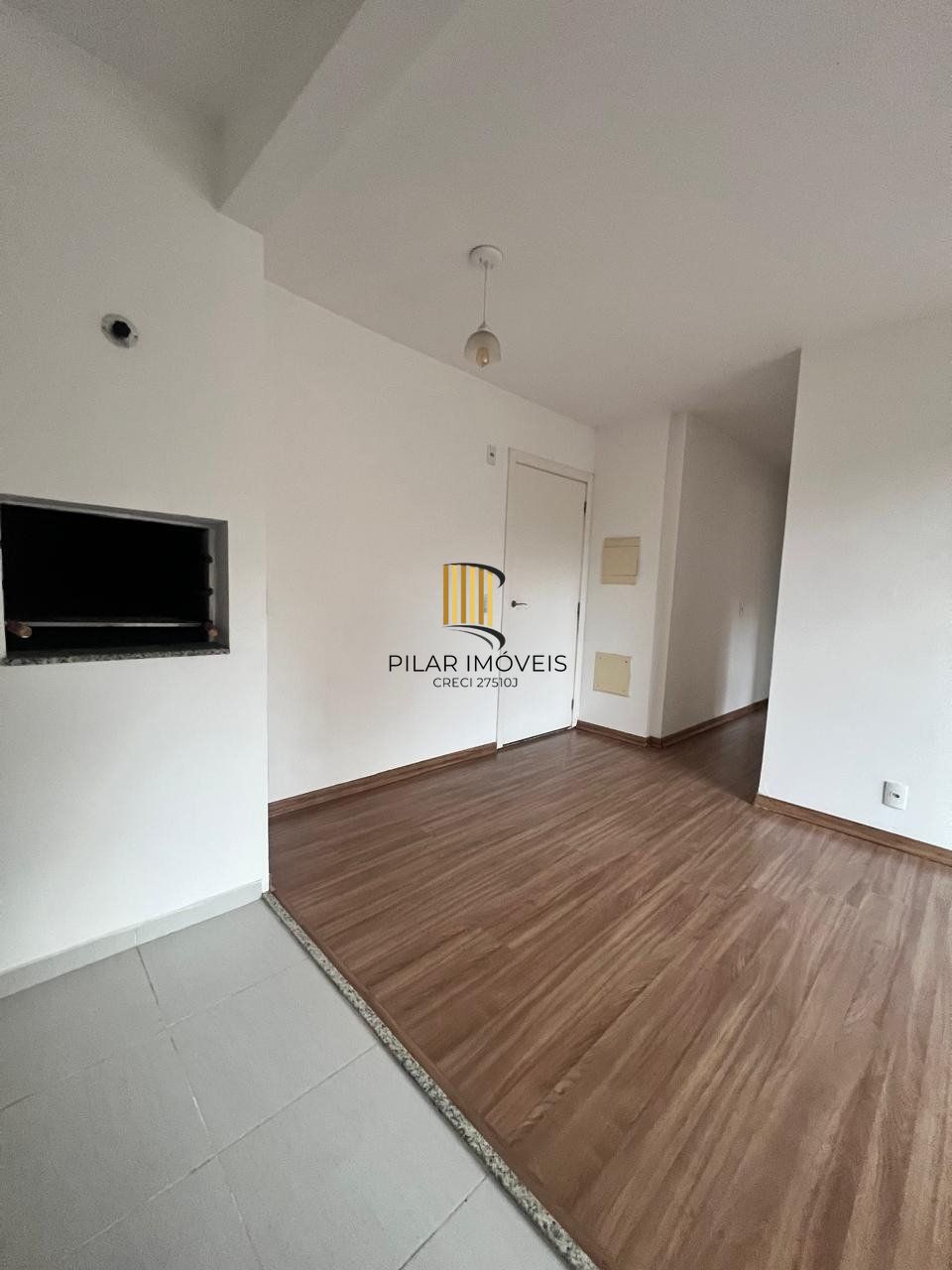 Apartamento 2 Dormitórios, com Elevador e Vaga no Morro Santana