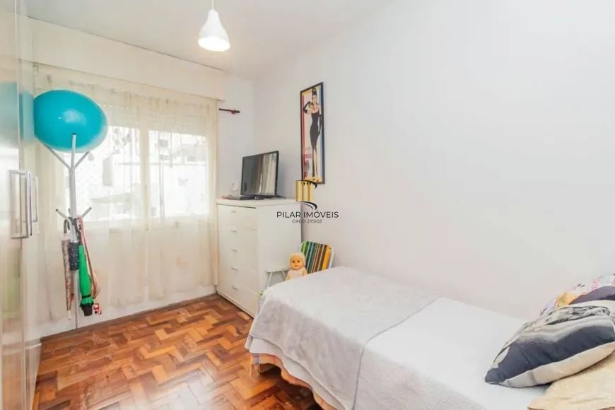 Apartamento com 2 quartos e 58m² à venda em Passo da Areia, Porto Alegre.