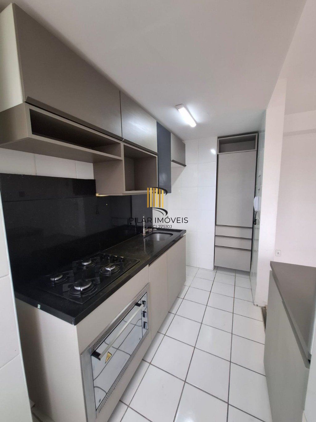 Apartamento 2 Quartos, Suíte, Vaga, Elevador no Condomínio Boulevard