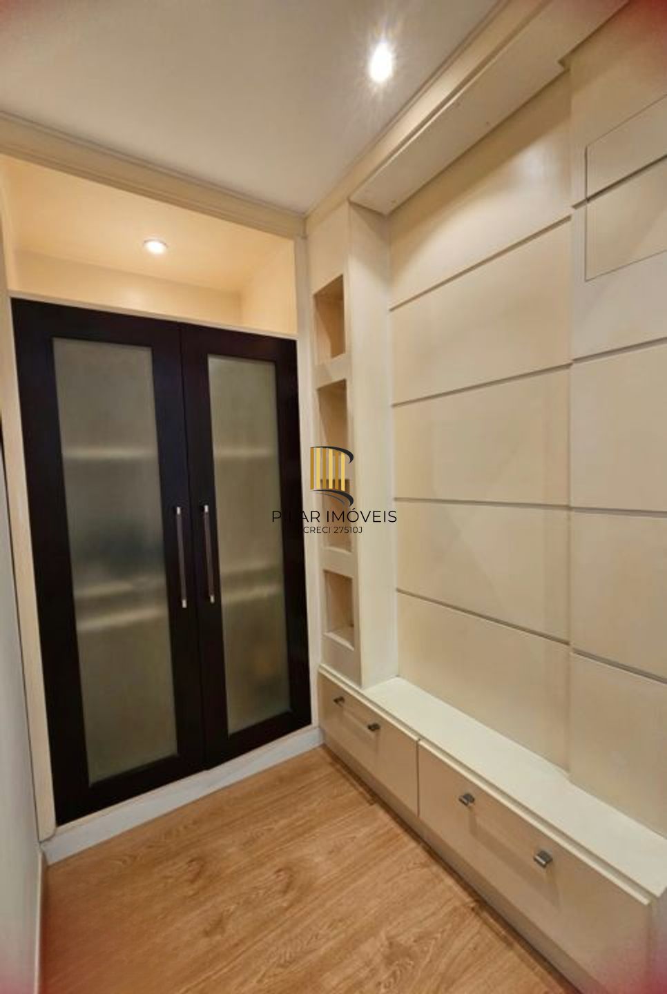 Apartamento à venda com 2 quartos 60 metros privativos bairro Cristo Redentor