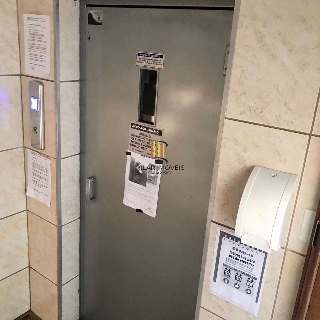 Apartamento 2 dormitório 1 vaga coberta Rua Otávio Santos da Av. Protásio Alves