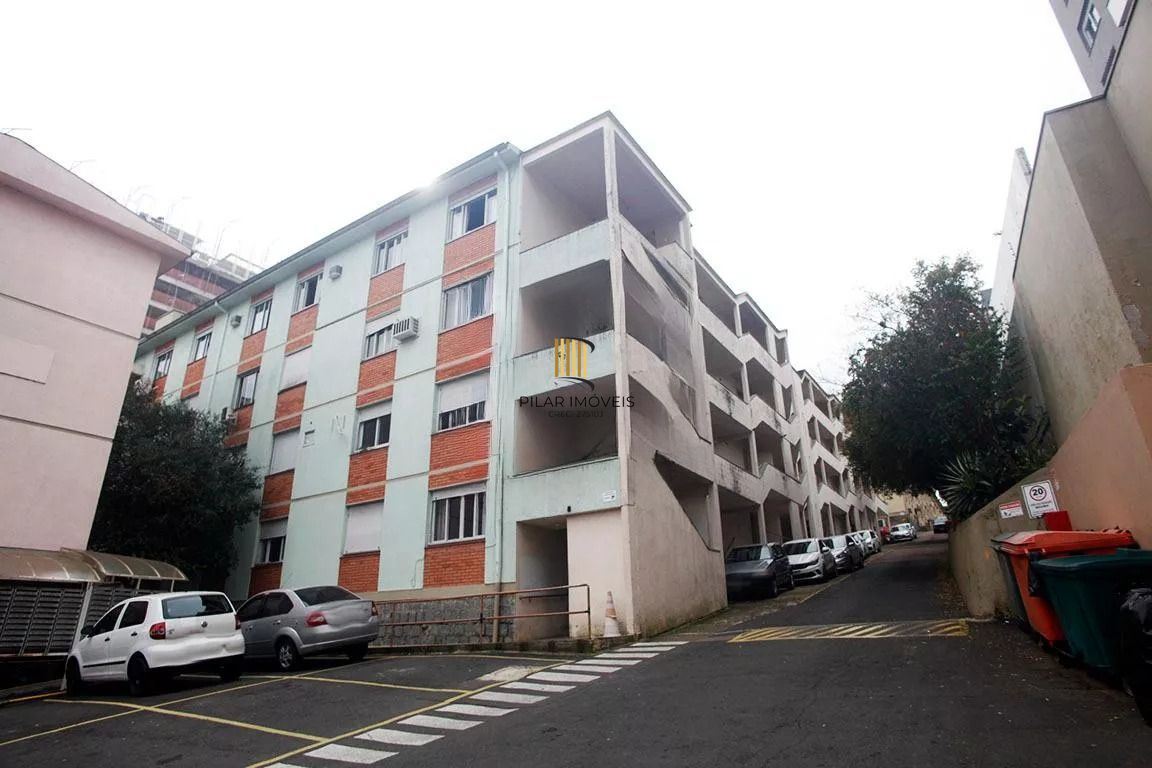 Apartamento com 3 quartos e 1 vaga à venda em Rio Branco, Porto Alegre.
