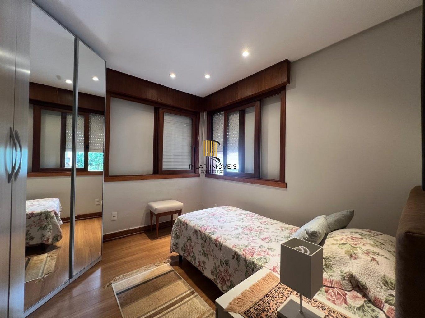 Apartamento com 4 quartos, 223m² e 2 vagas no bairro Jardim do Salso