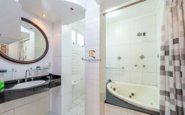 Apartamento com 3 quartos,1 suíte, elevador na independência.