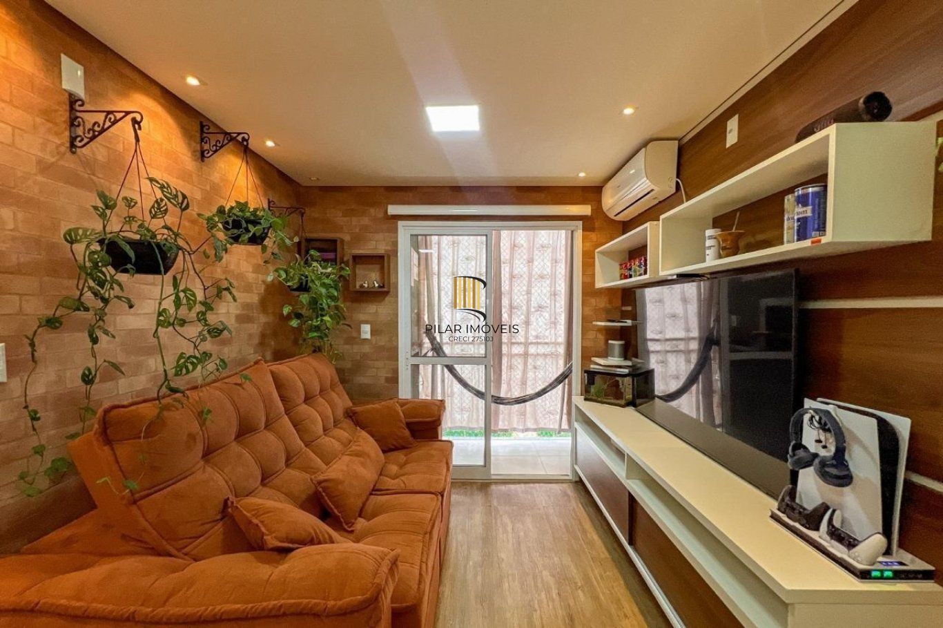 Apartamento com 2 quartos, 1 vaga e elevador no bairro Igara em Canoas