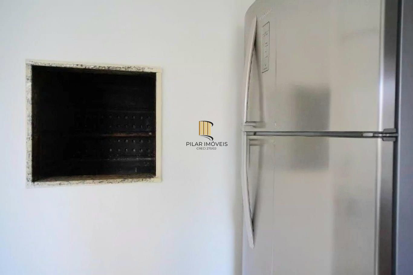 Apartamento 2 dormitórios, 1 suíte, churrasqueira, 1 vaga e elevador no Sarandi