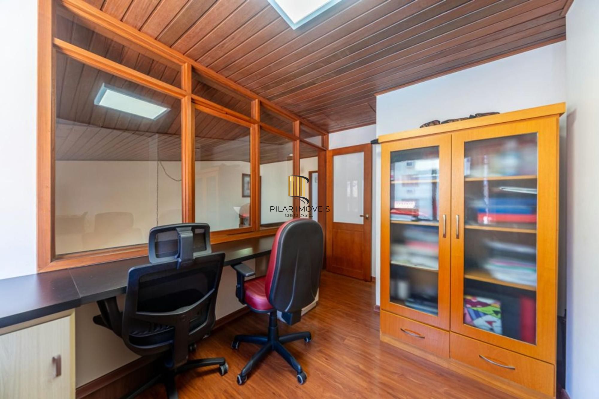 Casa com 4 quartos, piscina, vaga, churrasqueira e Sacada no bairro Jardim Itu