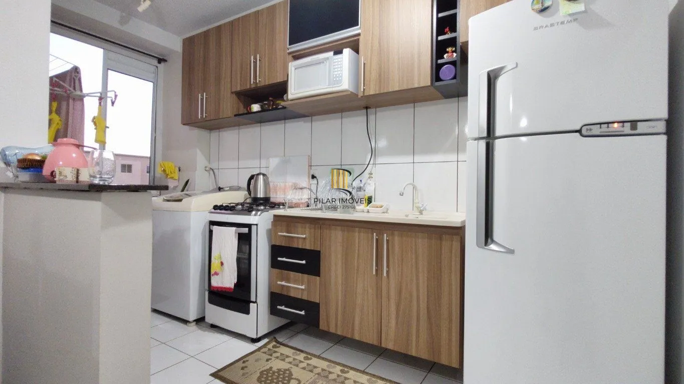 Apartamento de 2 dormitórios e 1 vaga de garagem em Canoas.