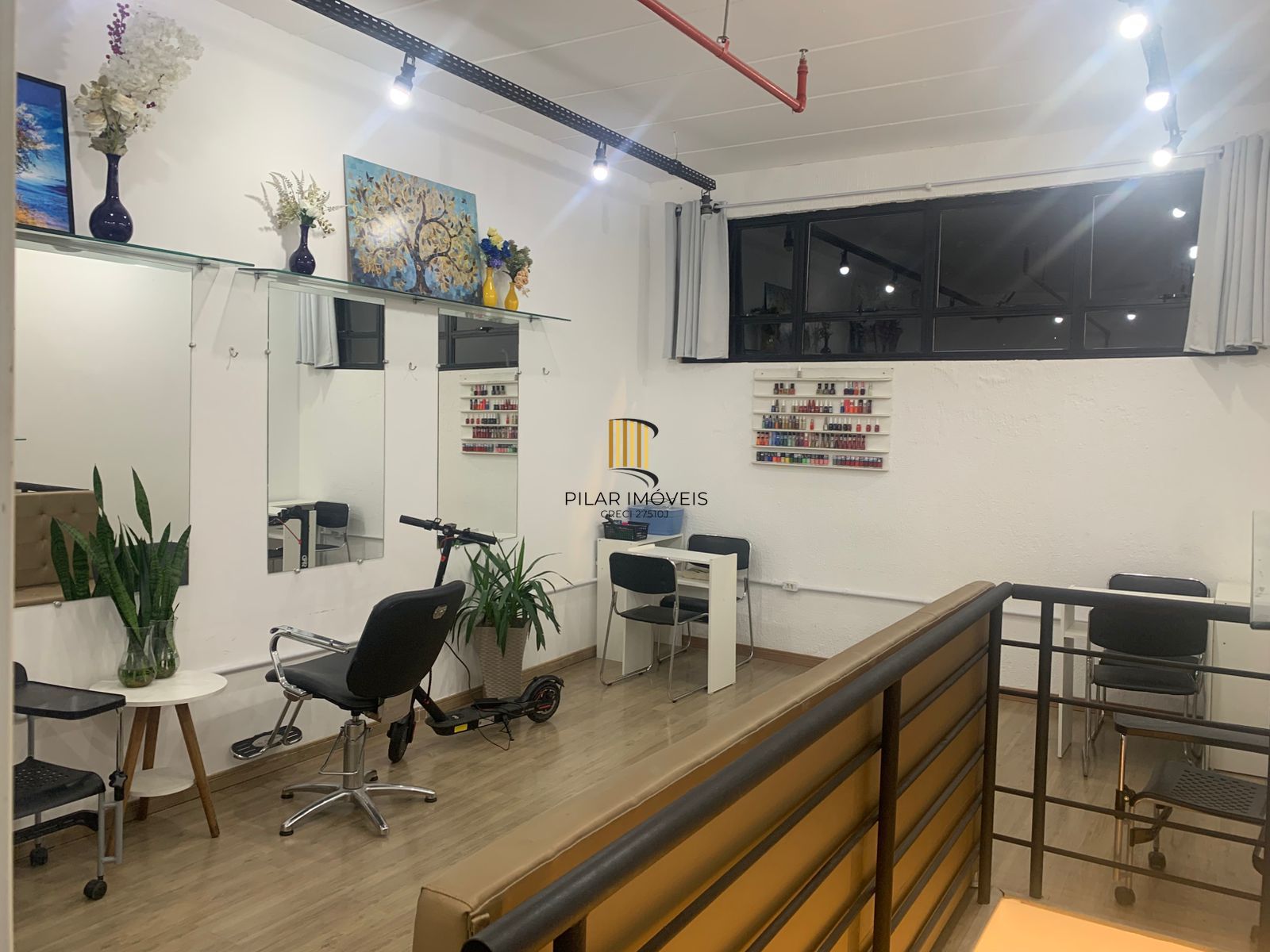 Sala comercial No Shopping Boulevard Assis Brasil.