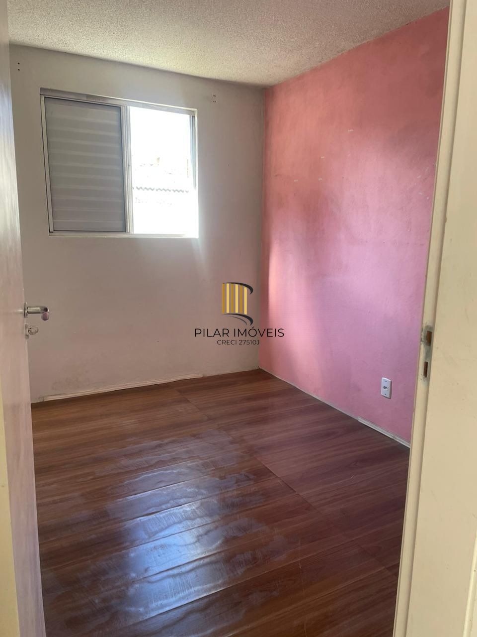 Apartamento de 2 dormitórios e 1 vaga de garagem em Canoas.