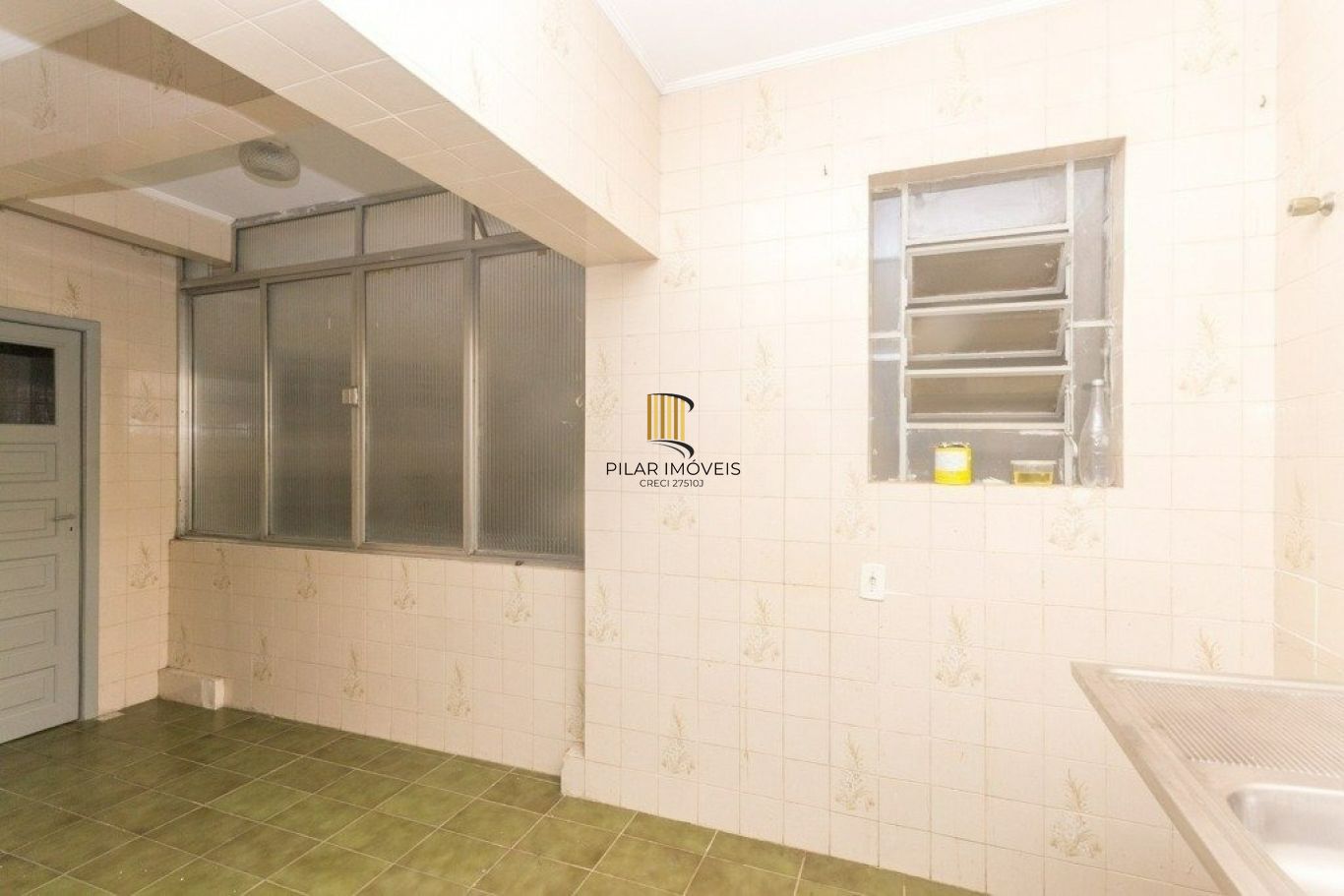 Apartamento de 3 dormitórios com 89 metros privativos no Centro.