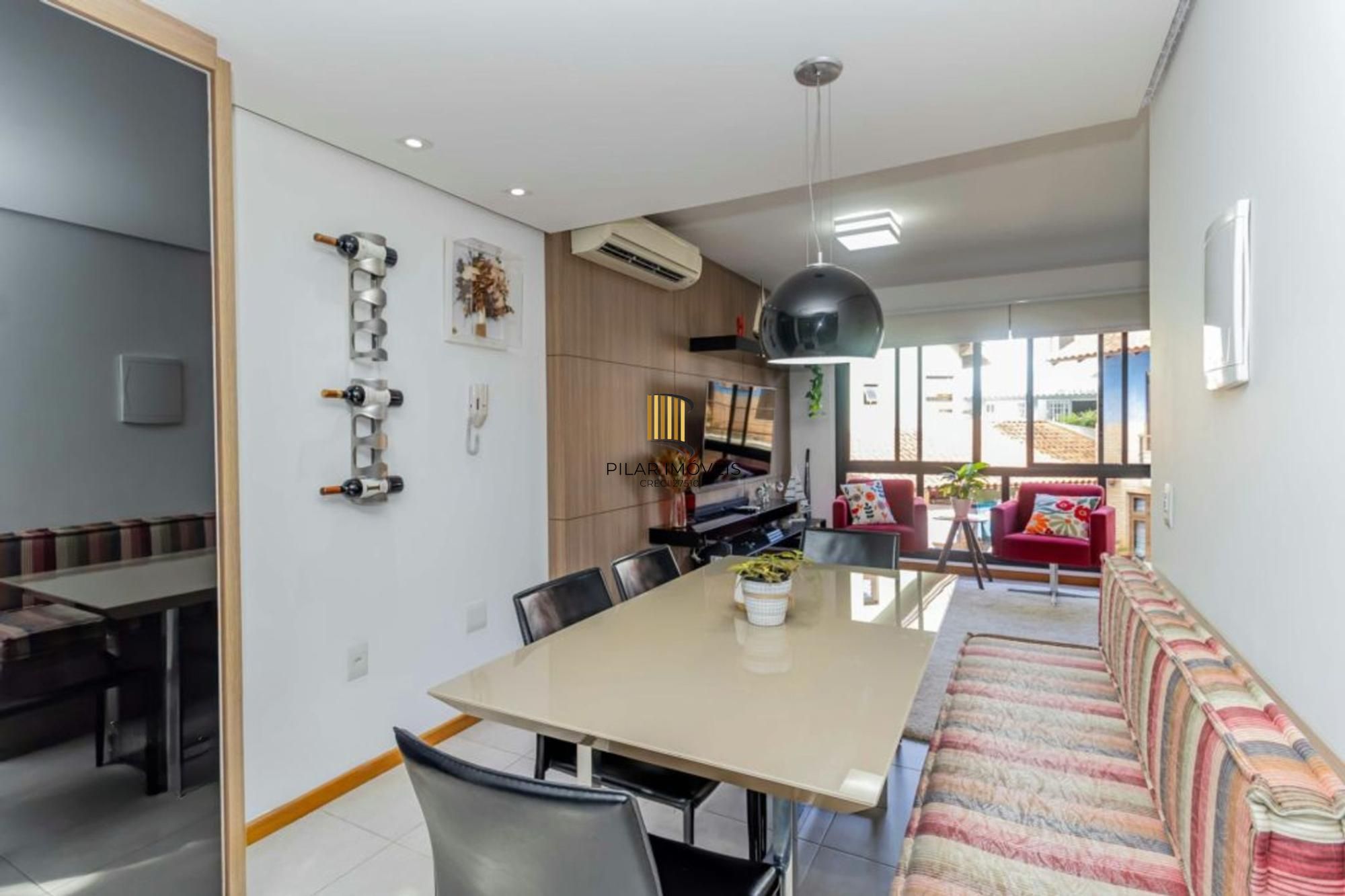 Casa em Condomínio à venda com 2 quartos 212 m² no Tristeza