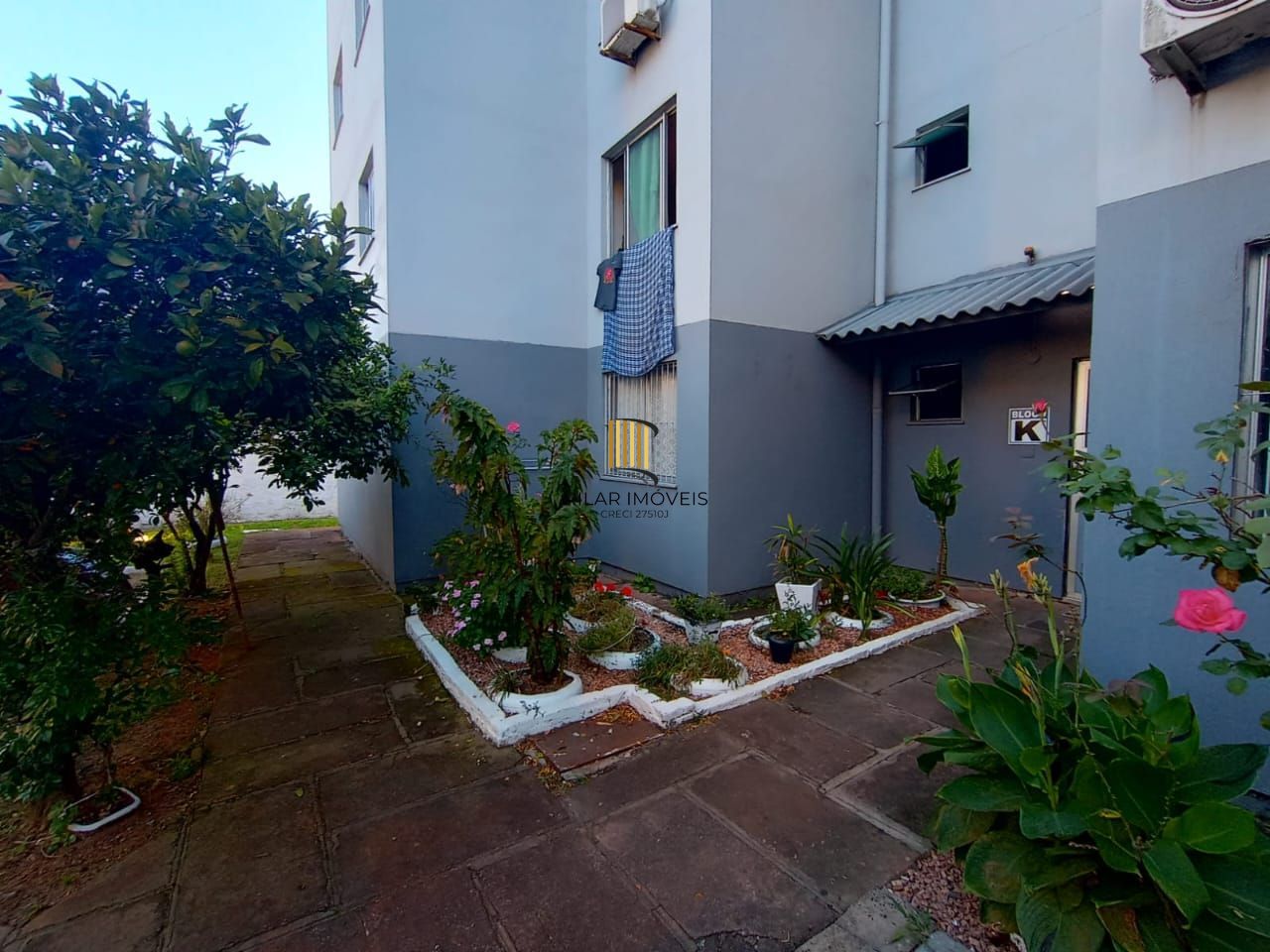 Apartamento de 2 dormitórios e 1 vaga de garagem em Canoas