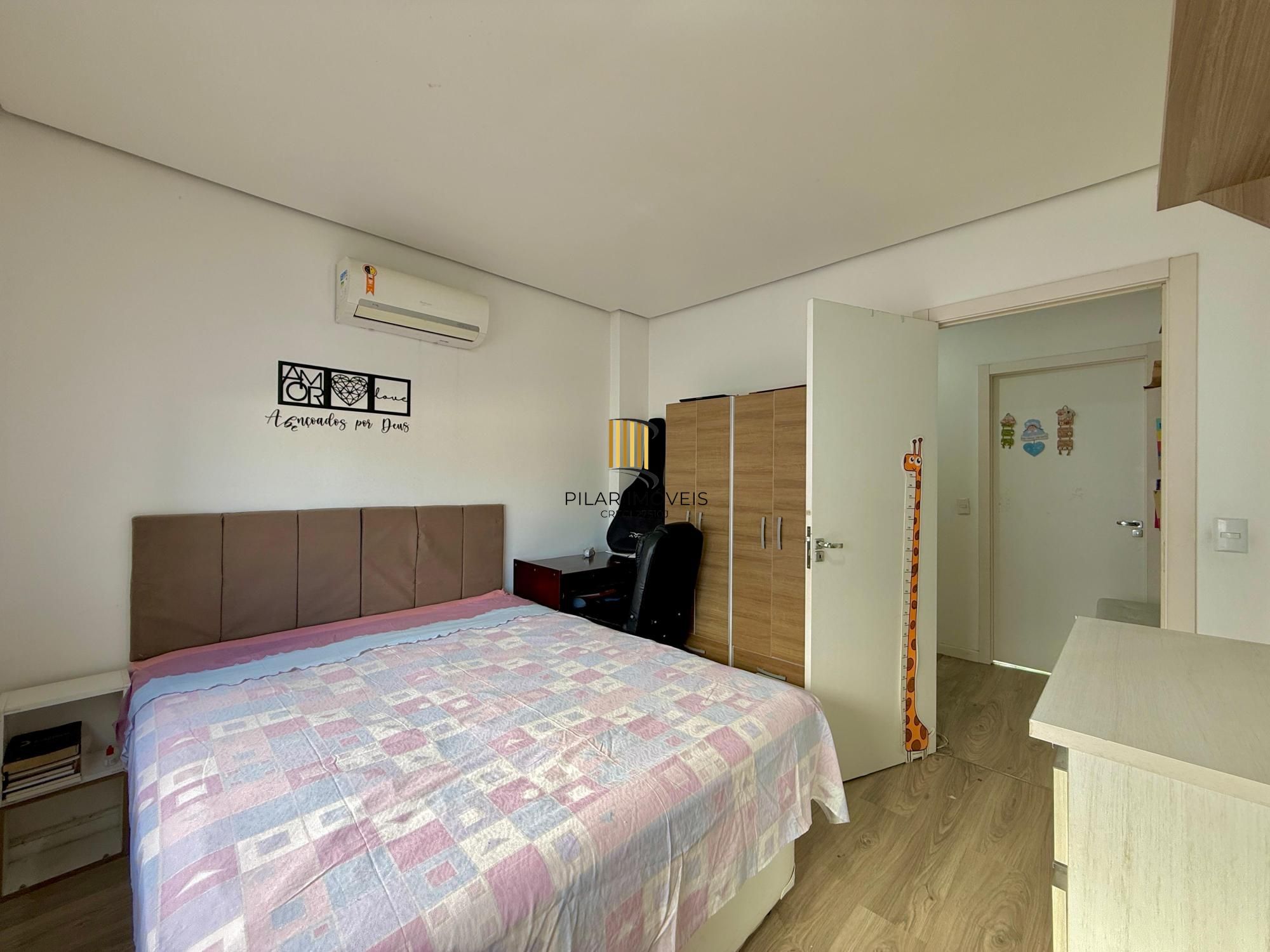 Casa para venda 2 suítes e 2 vagas, em Niterói com 81 m² em Canoas