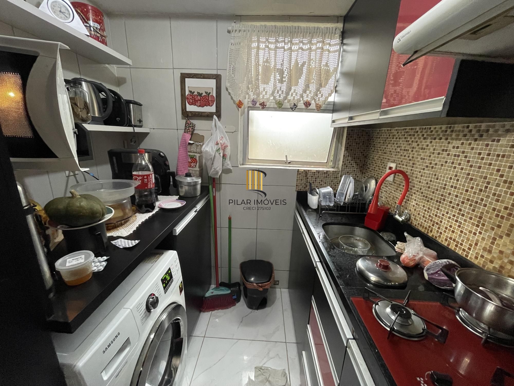 Apartamento semi mobiliado terceiro andar Mário Quintana Porto Alegre