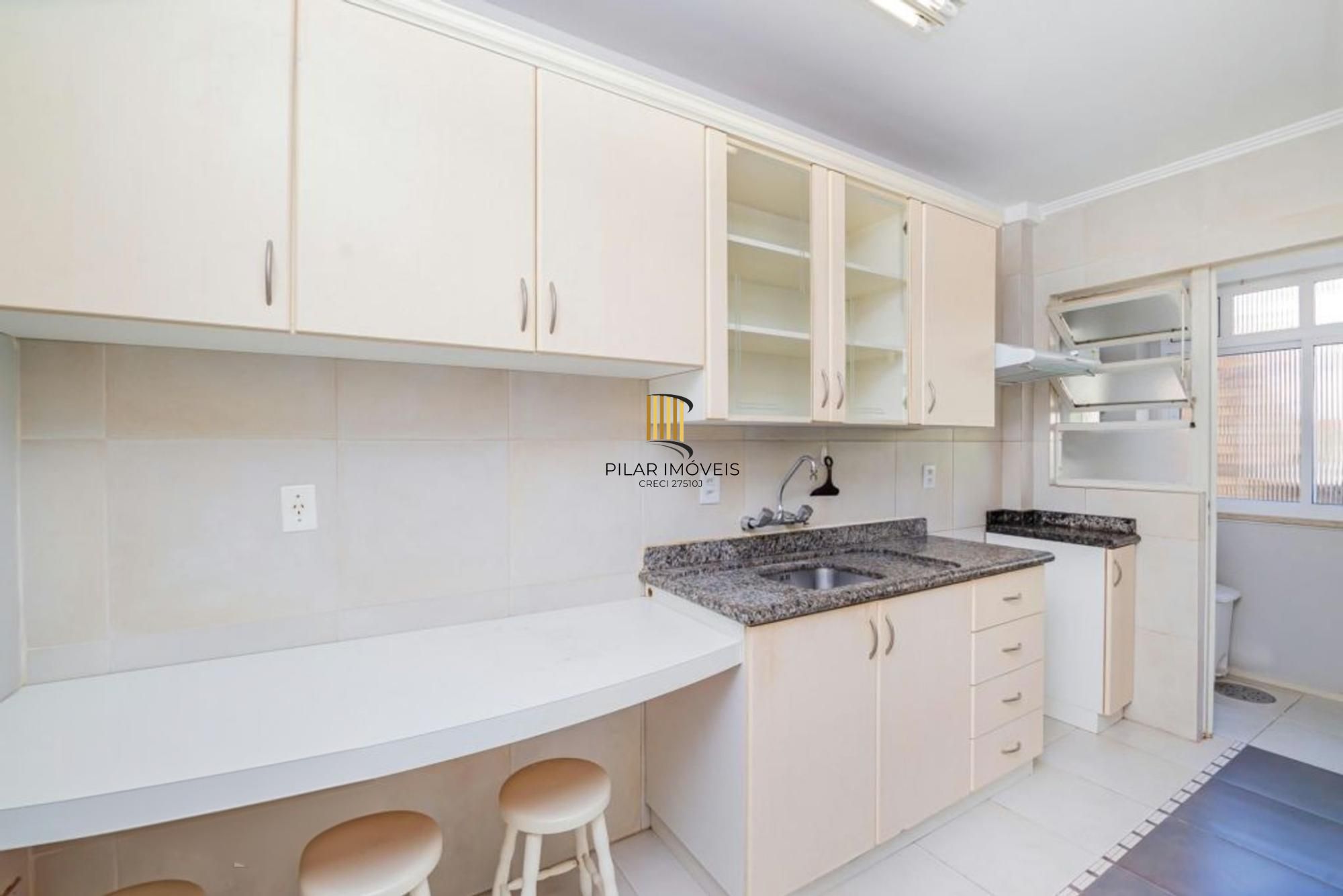 Apartamento 2 dormitórios, 1 vaga, elevador no bairro Higienópolis