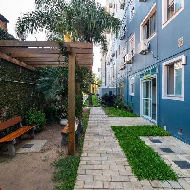 Apartamento com 2 quartos, vaga, elevador e piscina no bairro Nonoai