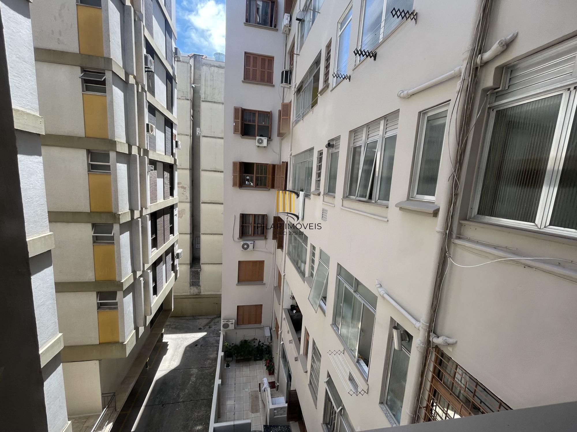 Apartamento 3 dormitório 84m² Elevador e Sacada Bairro Bom Fim Porto Alegre