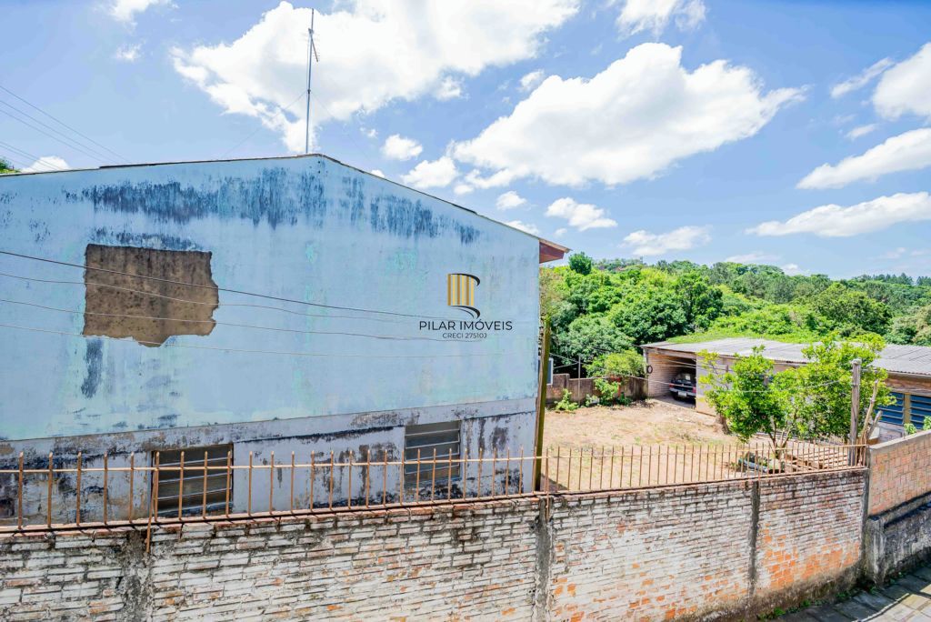 Casa com 3 quartos e 4 vagas à venda em Vila Nova