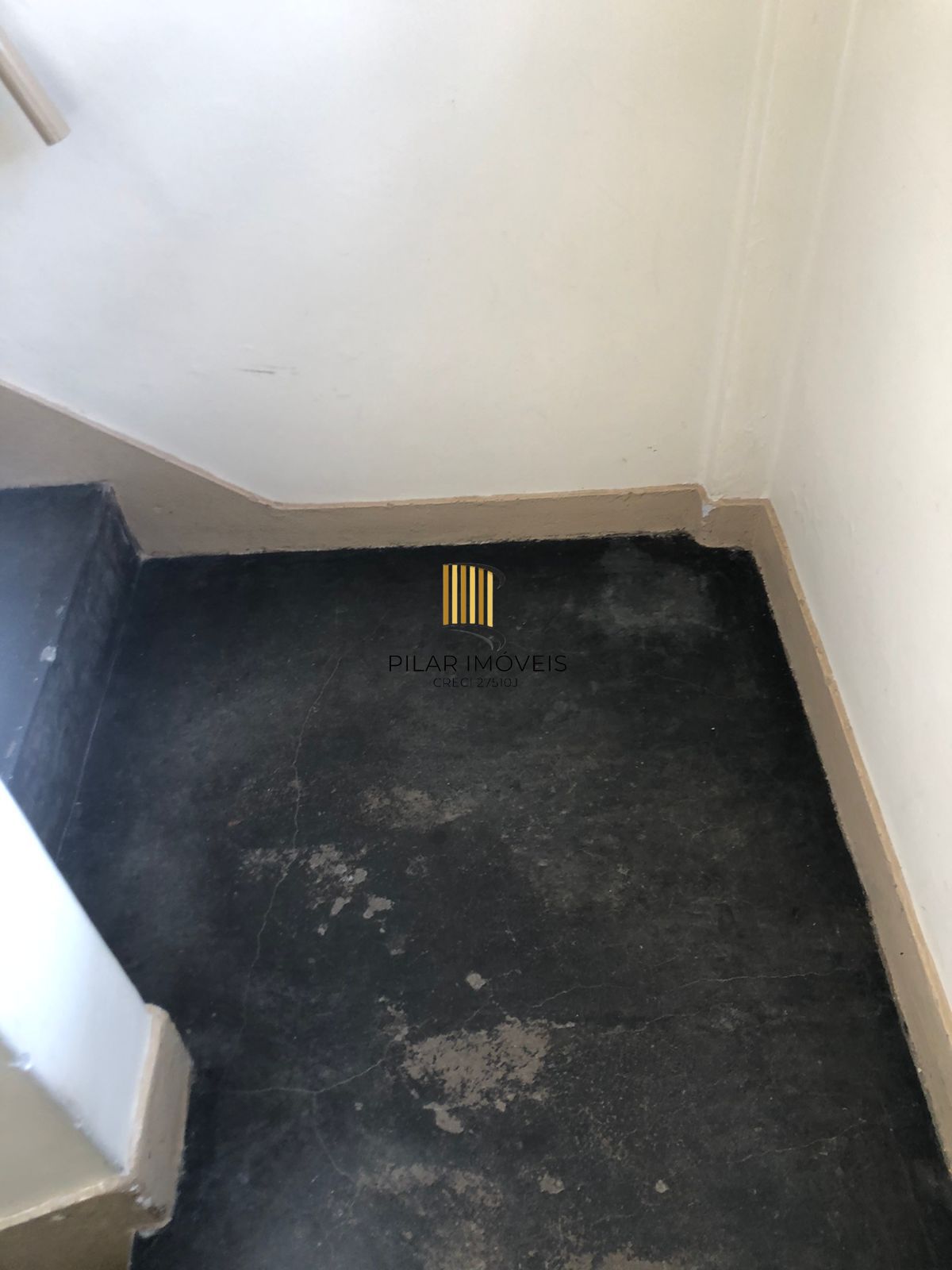 Apartamento à venda com 2 quartos 51 m² no Bairro Passo da Areia