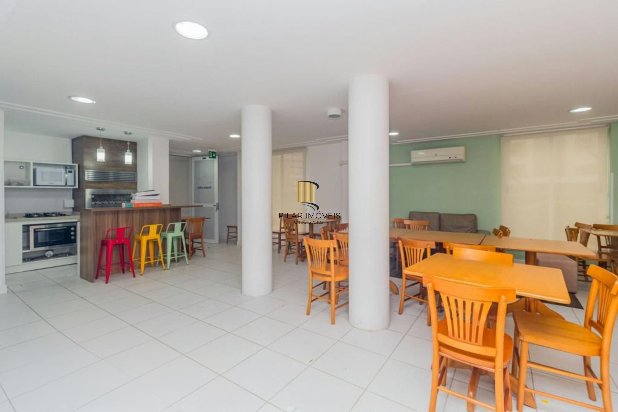 Apartamento 3 Dormitórios com Sacada, Elevador e Vaga no Jardim Carvalho