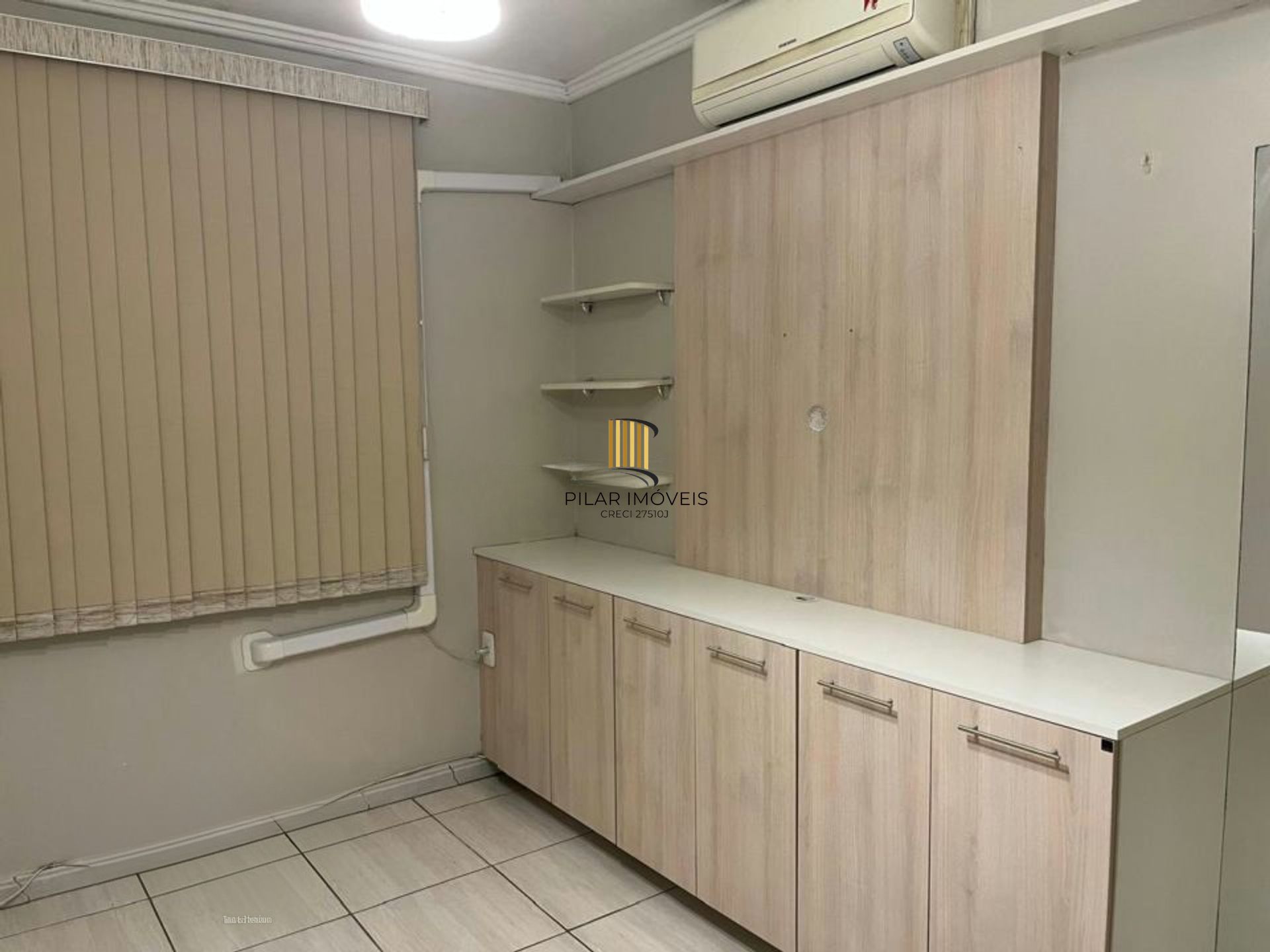 Apartamento de 2 dormitórios e 1 vaga de garagem em Canoas.