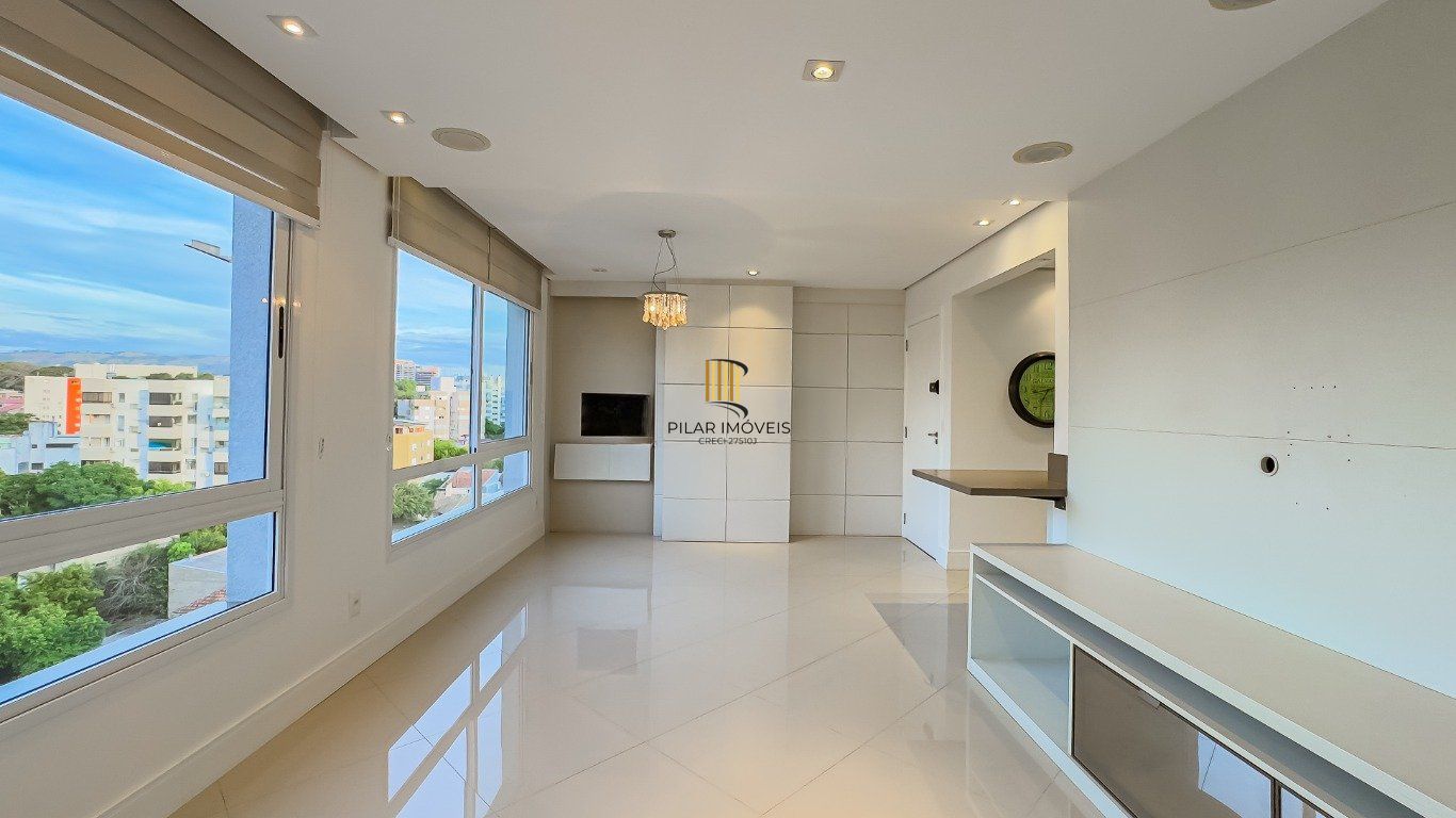 Apartamento com 3 quartos (1 suíte) e 2 vagas no Bairro Passo da Areia.