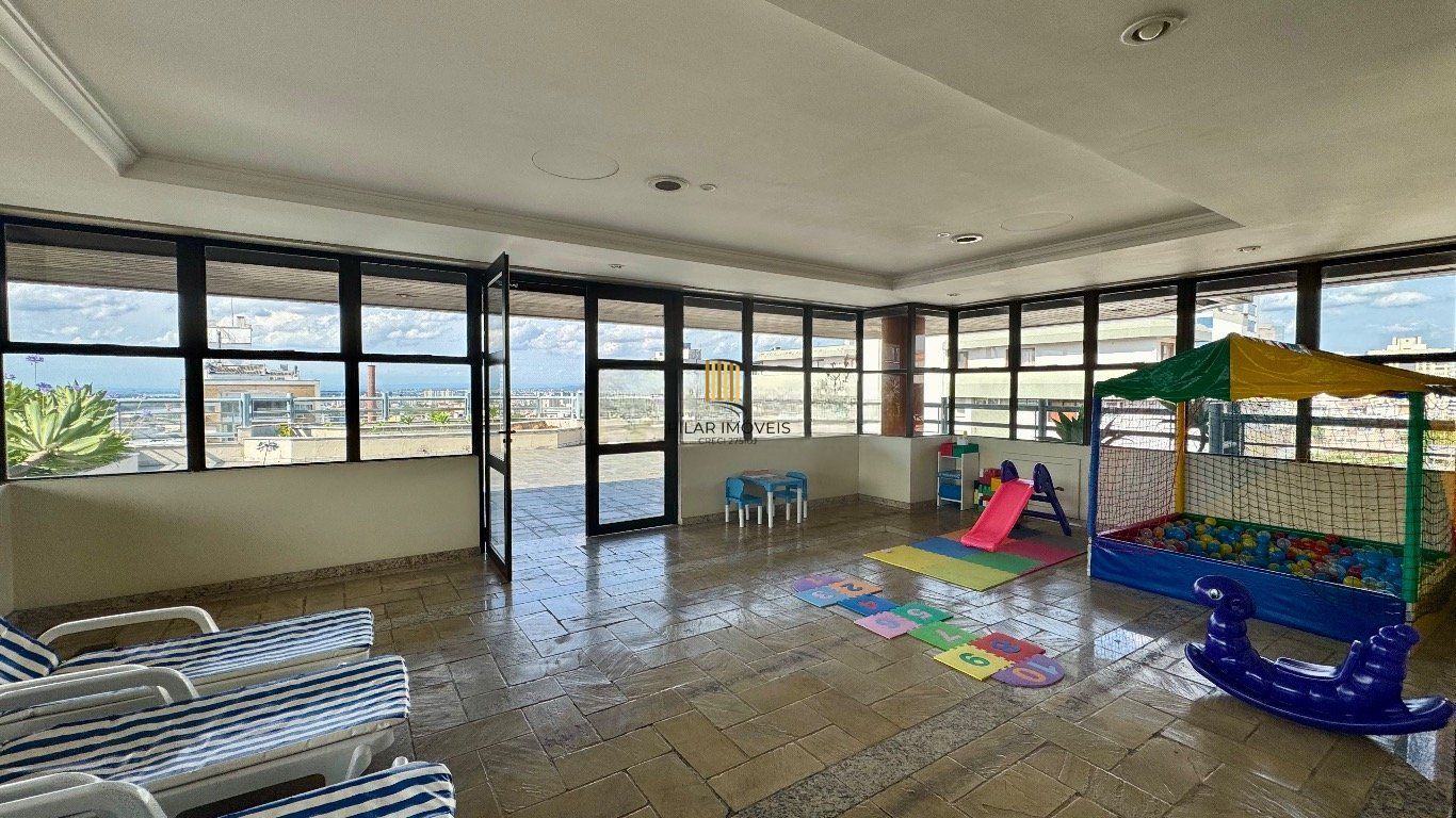 Apartamento de 1 quarto, sacada, 1 vaga, elevador no bairro Independência