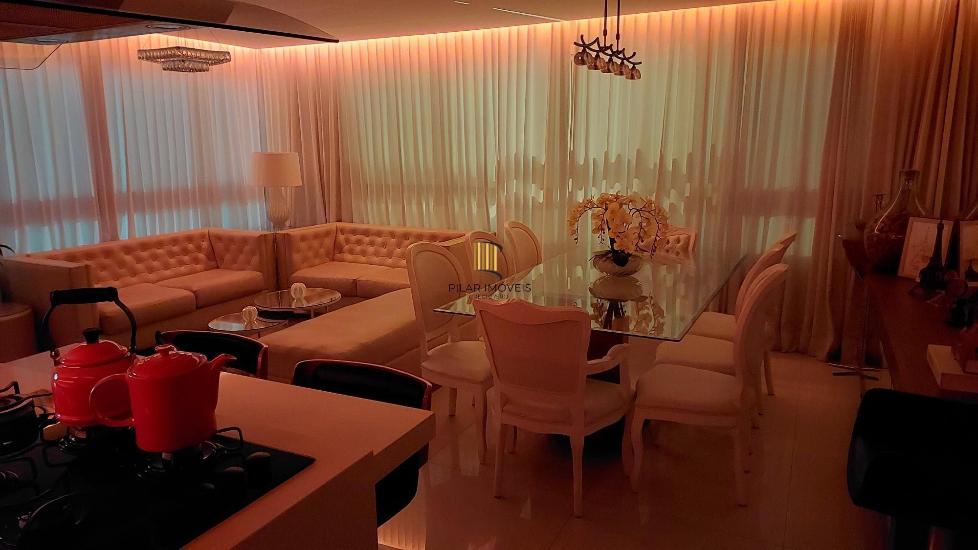 Apartamento com 3 quartos, vaga, elevador e piscina no Bairro São Sebastião