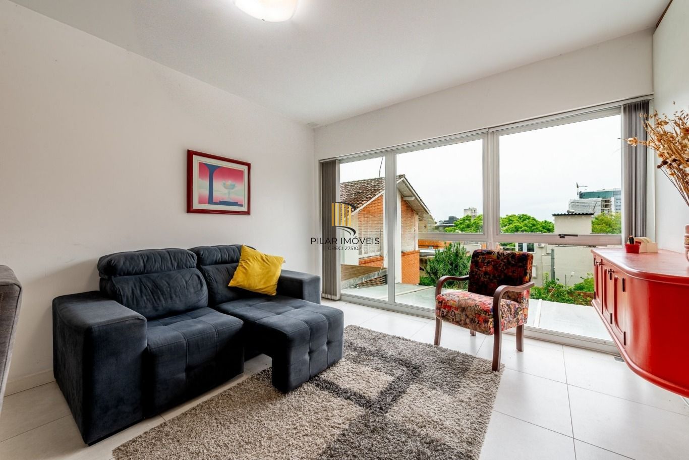 Apartamento com 1 dormitório e 1 vaga no Bairro Mont Serrat