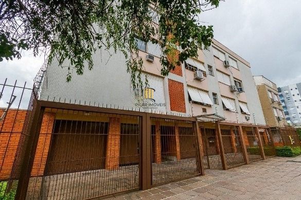 Apartamento à venda com 2 quartos 62 m²